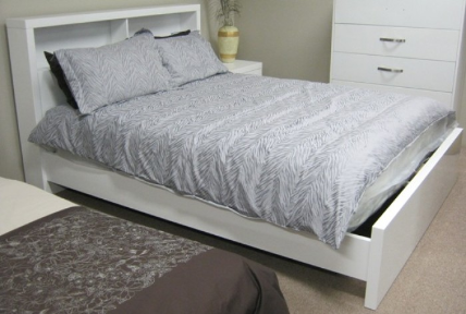 SARA QUEEN BED-NO STORAGE/LED-HG WHITE 